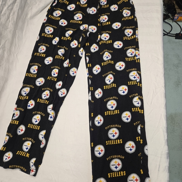 Pittsburgh Steelers Other - Men's Reebok Pittsburgh Steelers Sleep Pants S Black Yellow